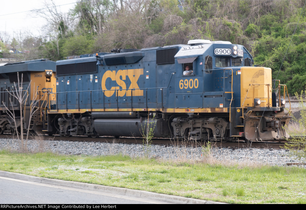 CSX 6900